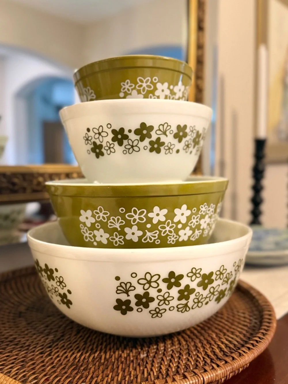 Spring Blosson (Crazy Daisy) Vintage Pyrex Mixing Bowls 404-401